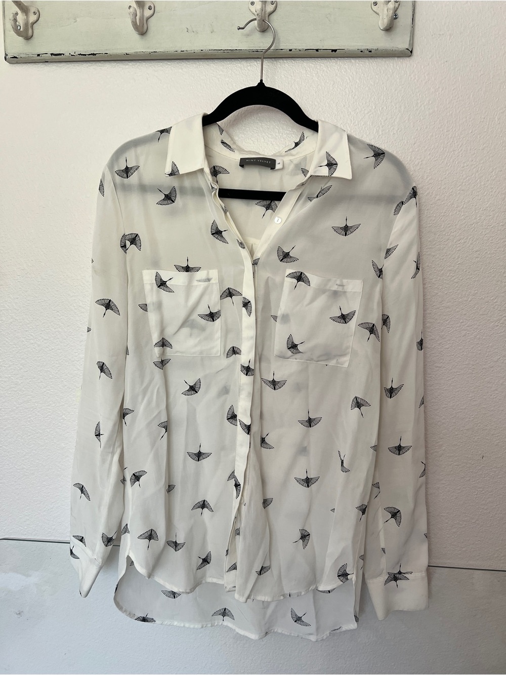 Mint Velvet White Button-Down Shirt with Black Bird Print - US 6